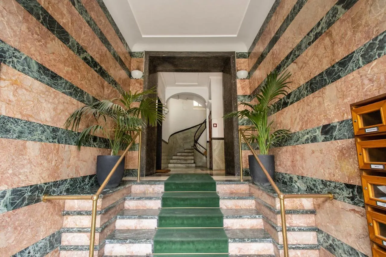 Borghese Green Rome 0*,  Italy