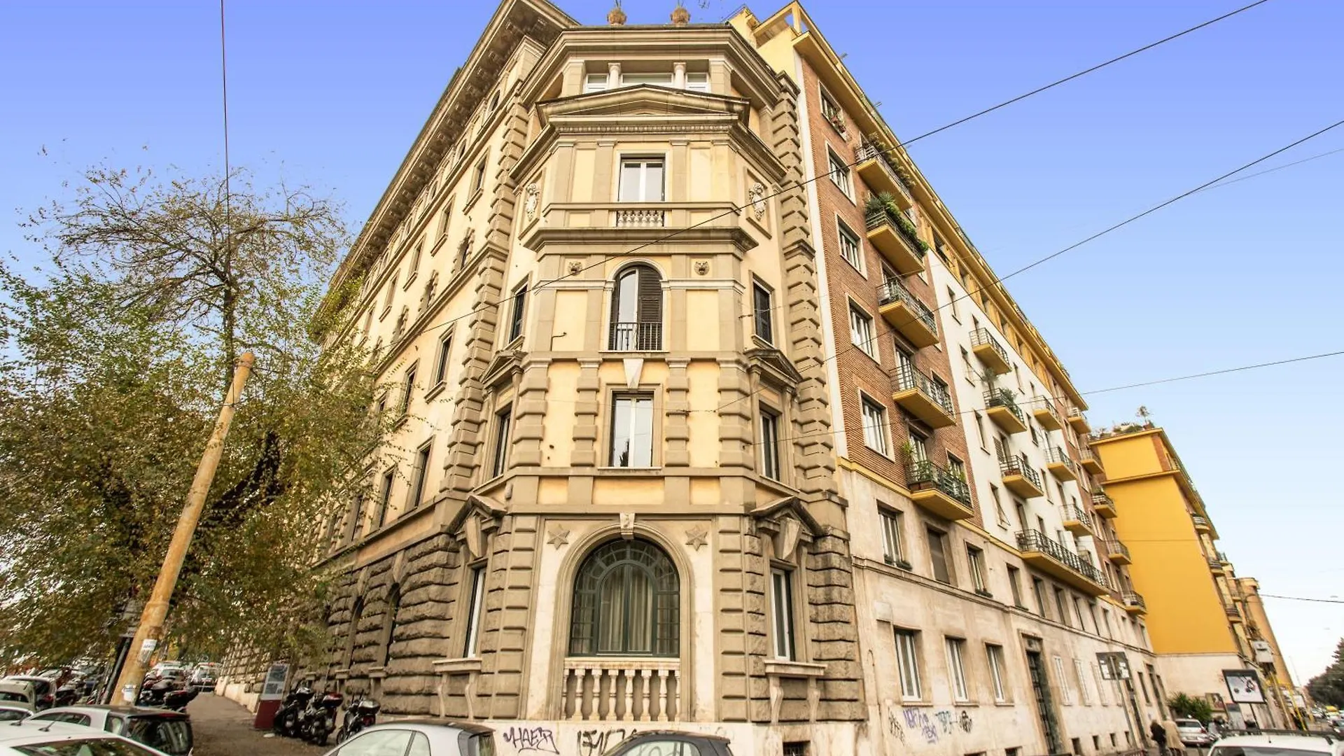 Apartment Downtown Srl - Borghese Green Rome